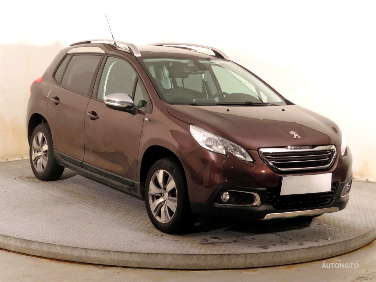 Peugeot 2008, 2015 - celkový pohled