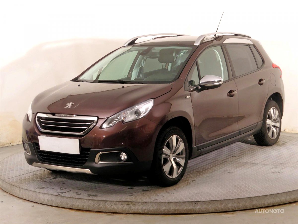 Peugeot 2008, 2015 - pohled č. 3
