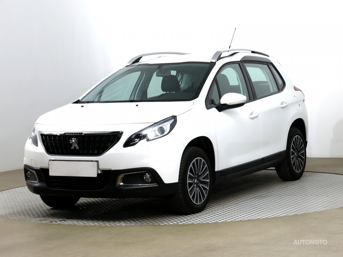 Peugeot 2008, 2018 - pohled č. 3