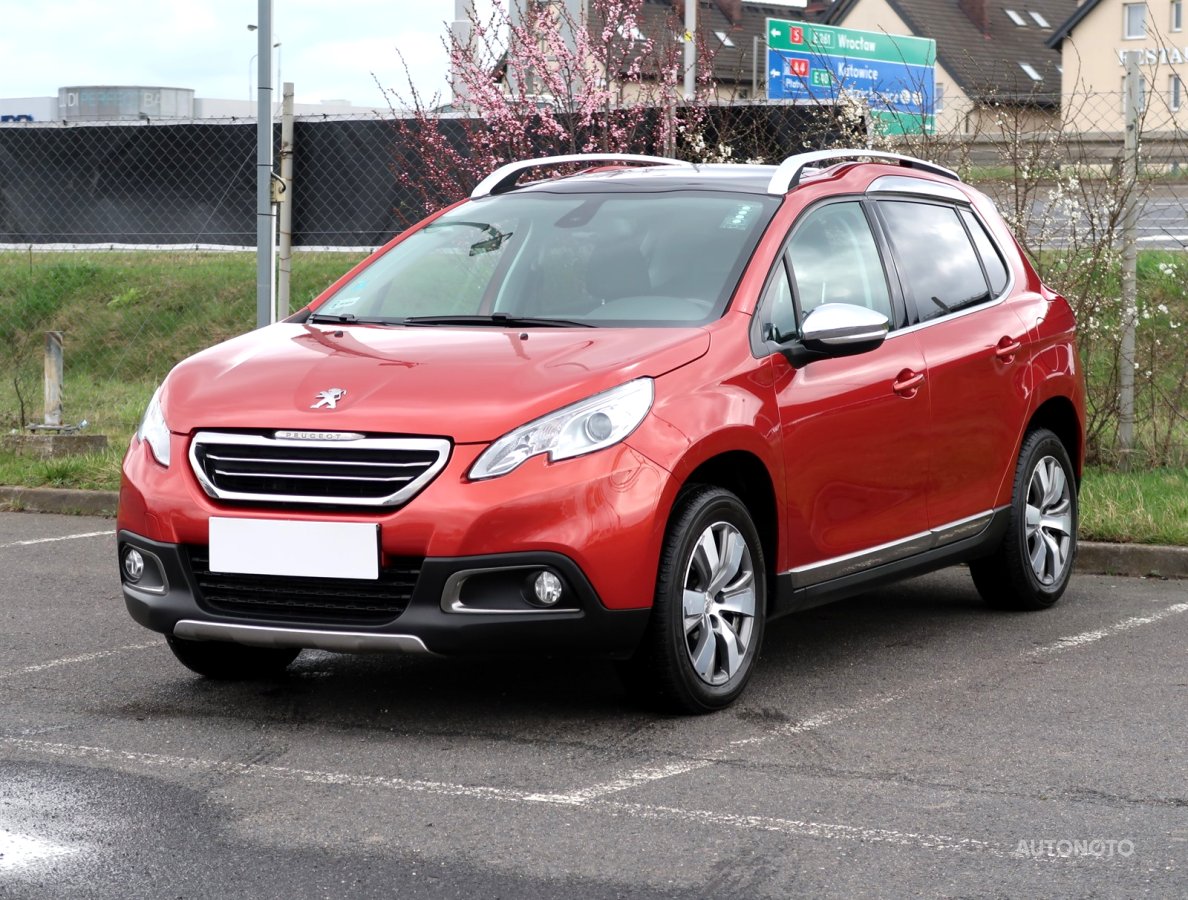 Peugeot 2008, 2016 - pohled č. 3