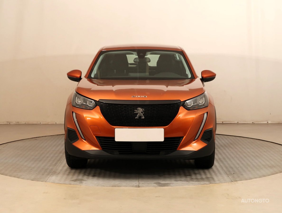 Peugeot 2008, 2021 - pohled č. 2