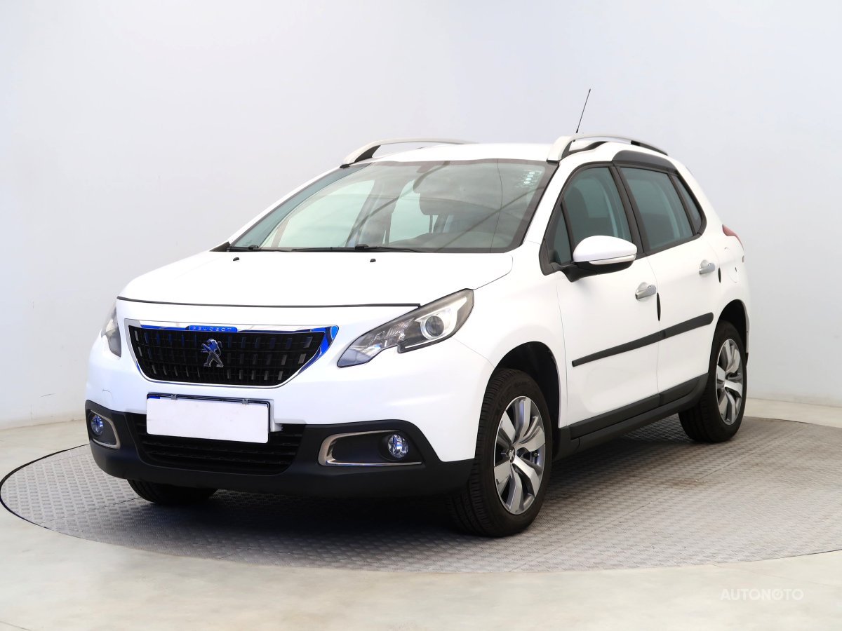 Peugeot 2008, 2019 - pohled č. 3