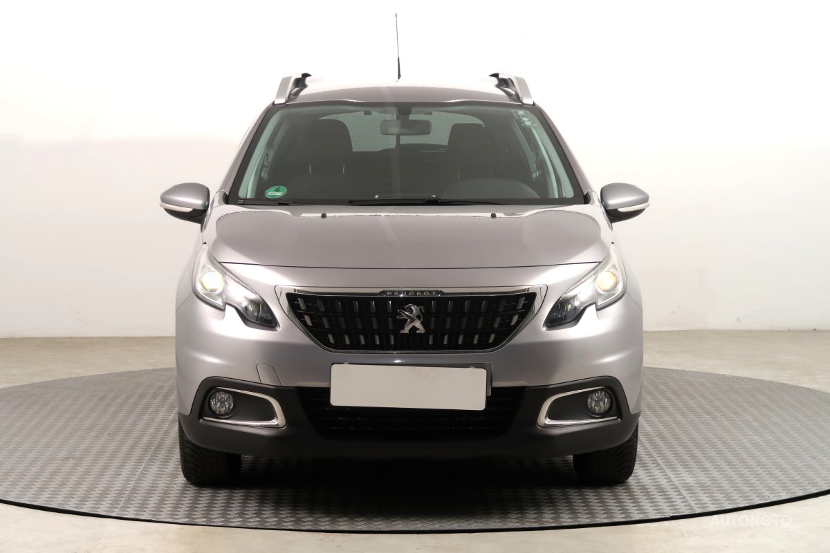 Peugeot 2008, 2018 - pohled č. 2