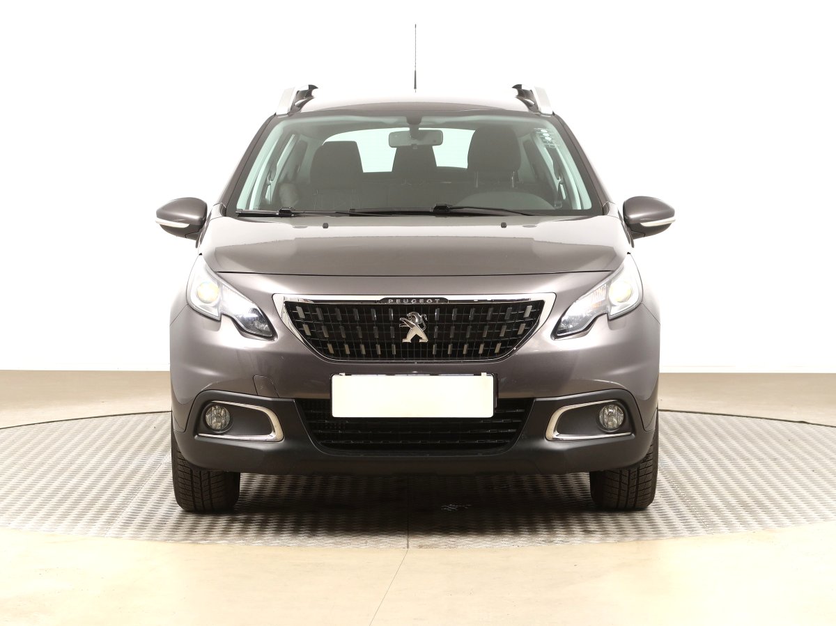 Peugeot 2008, 2018 - pohled č. 2