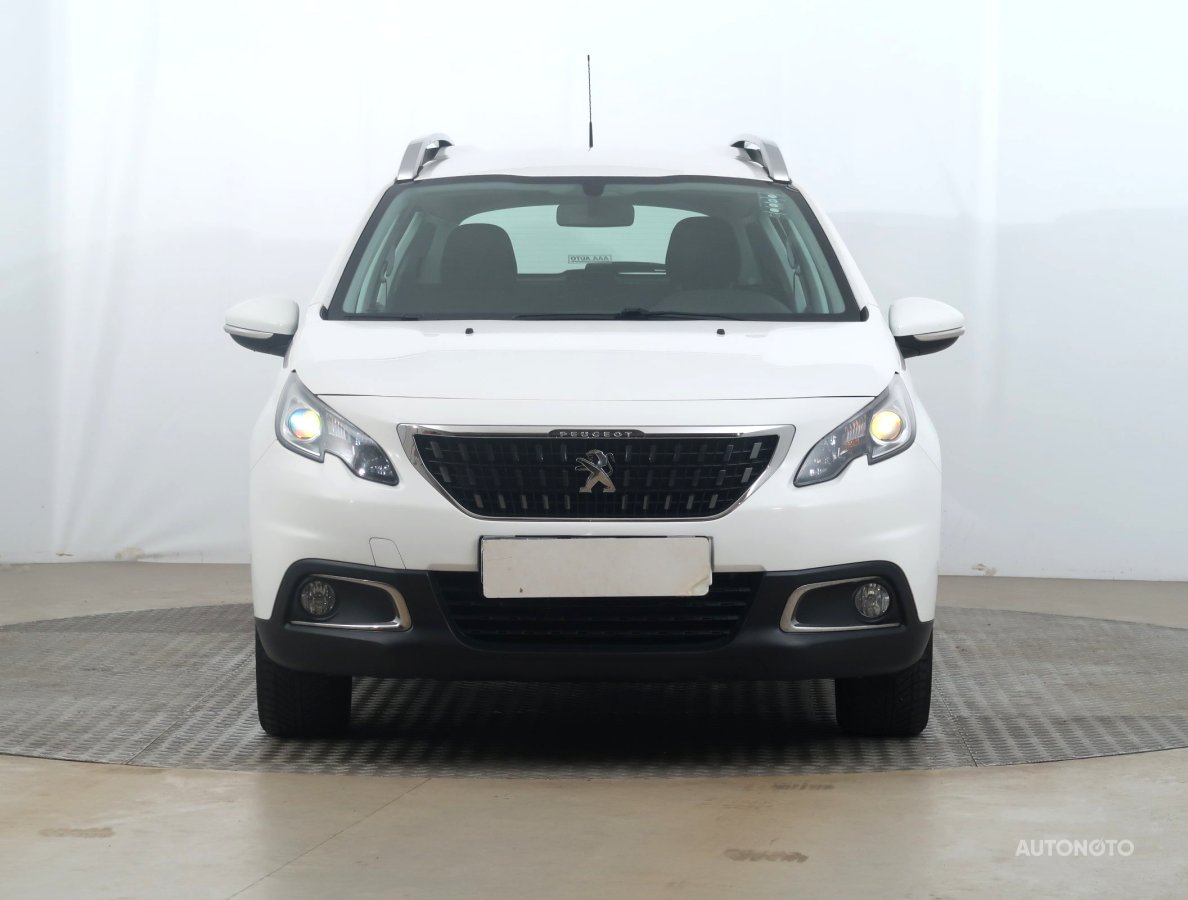Peugeot 2008, 2018 - pohled č. 2