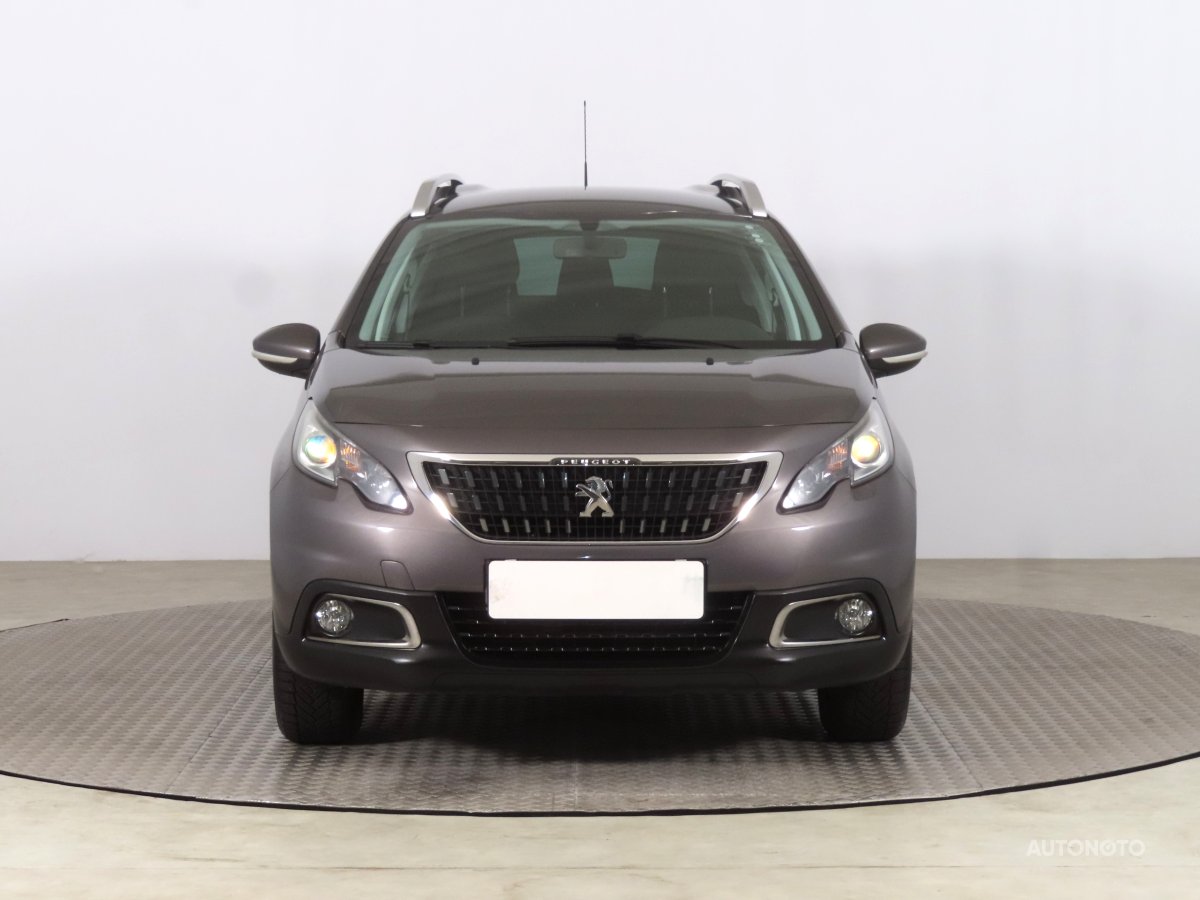 Peugeot 2008, 2018 - pohled č. 2