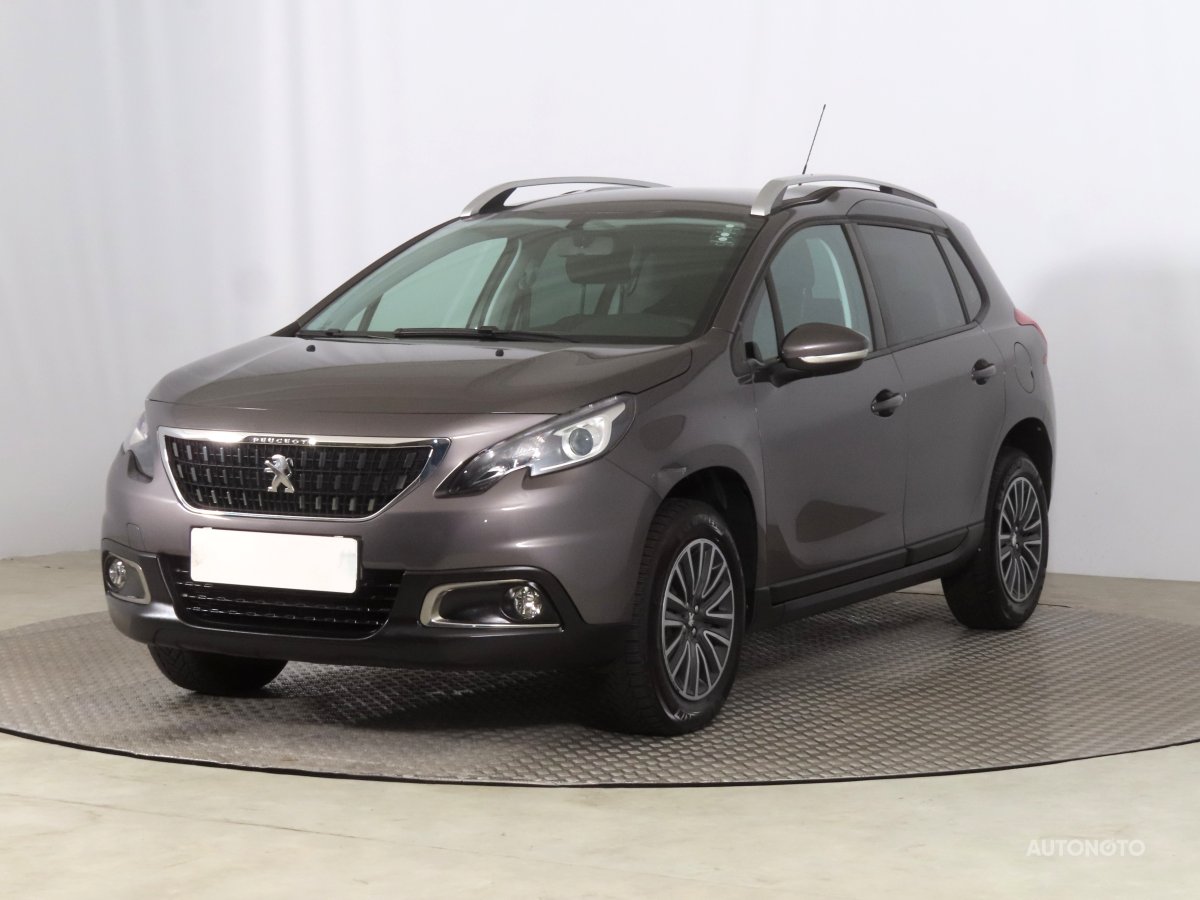 Peugeot 2008, 2018 - pohled č. 3