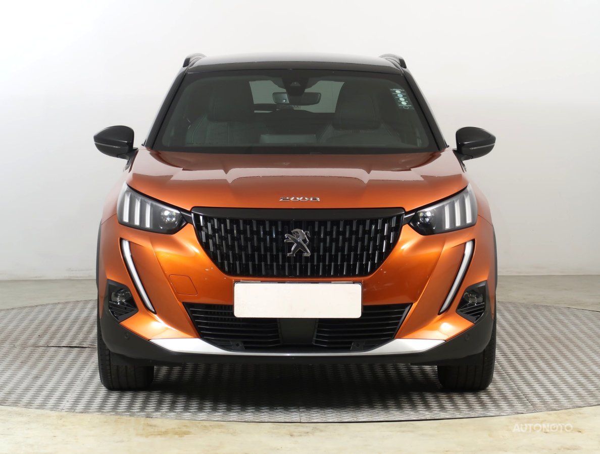 Peugeot 2008, 2020 - pohled č. 2