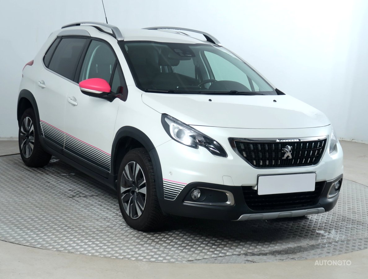 Peugeot 2008, 2017 - celkový pohled