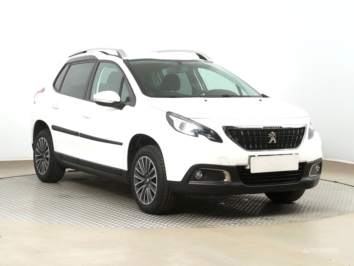 Peugeot 2008, 2017 - celkový pohled