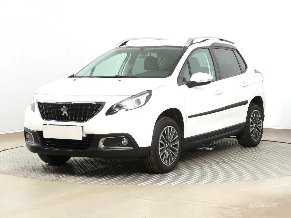 Peugeot 2008, 2017 - pohled č. 3