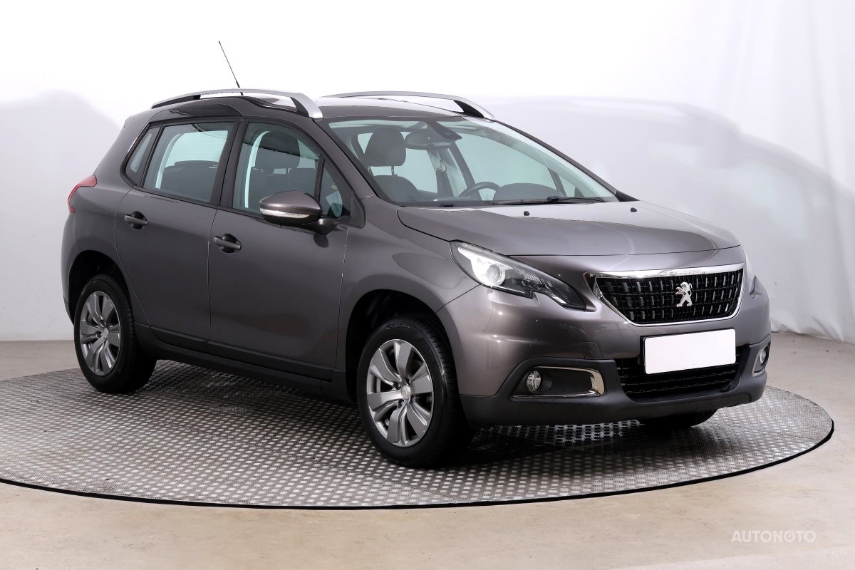 Peugeot 2008, 2017 - celkový pohled