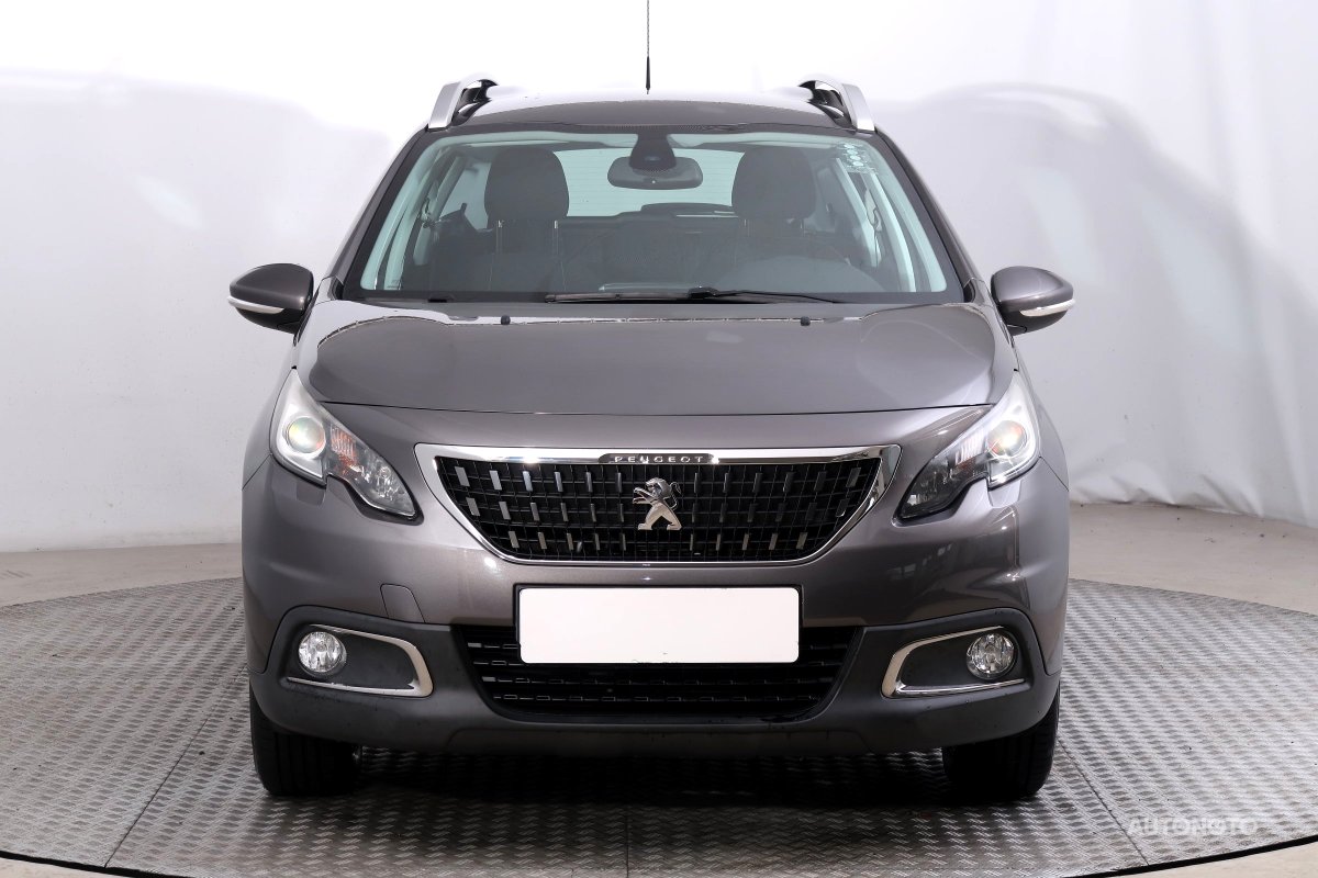 Peugeot 2008, 2017 - pohled č. 2