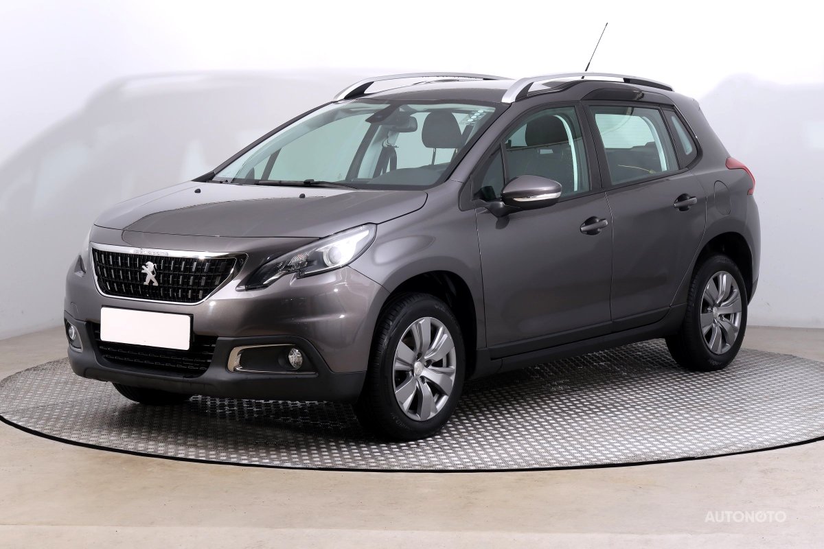 Peugeot 2008, 2017 - pohled č. 3