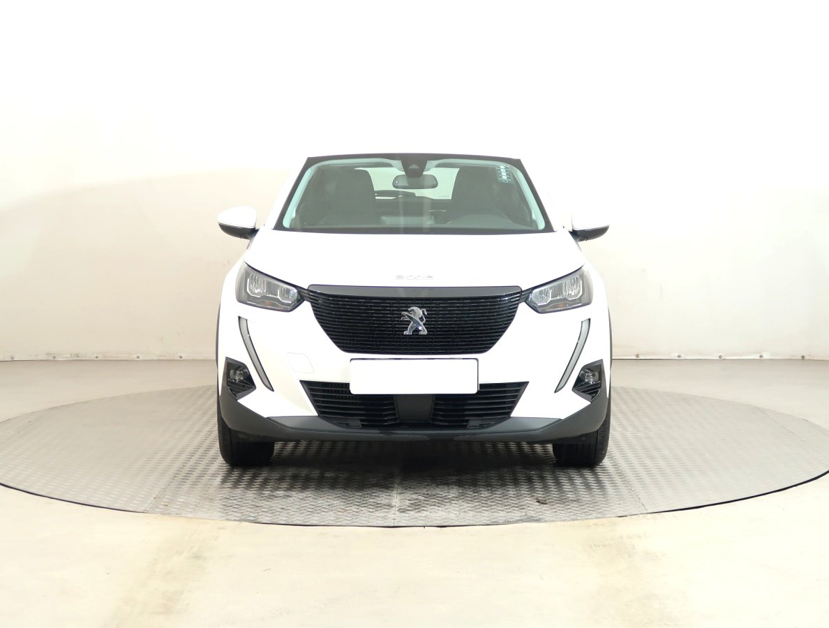 Peugeot 2008, 2021 - pohled č. 2