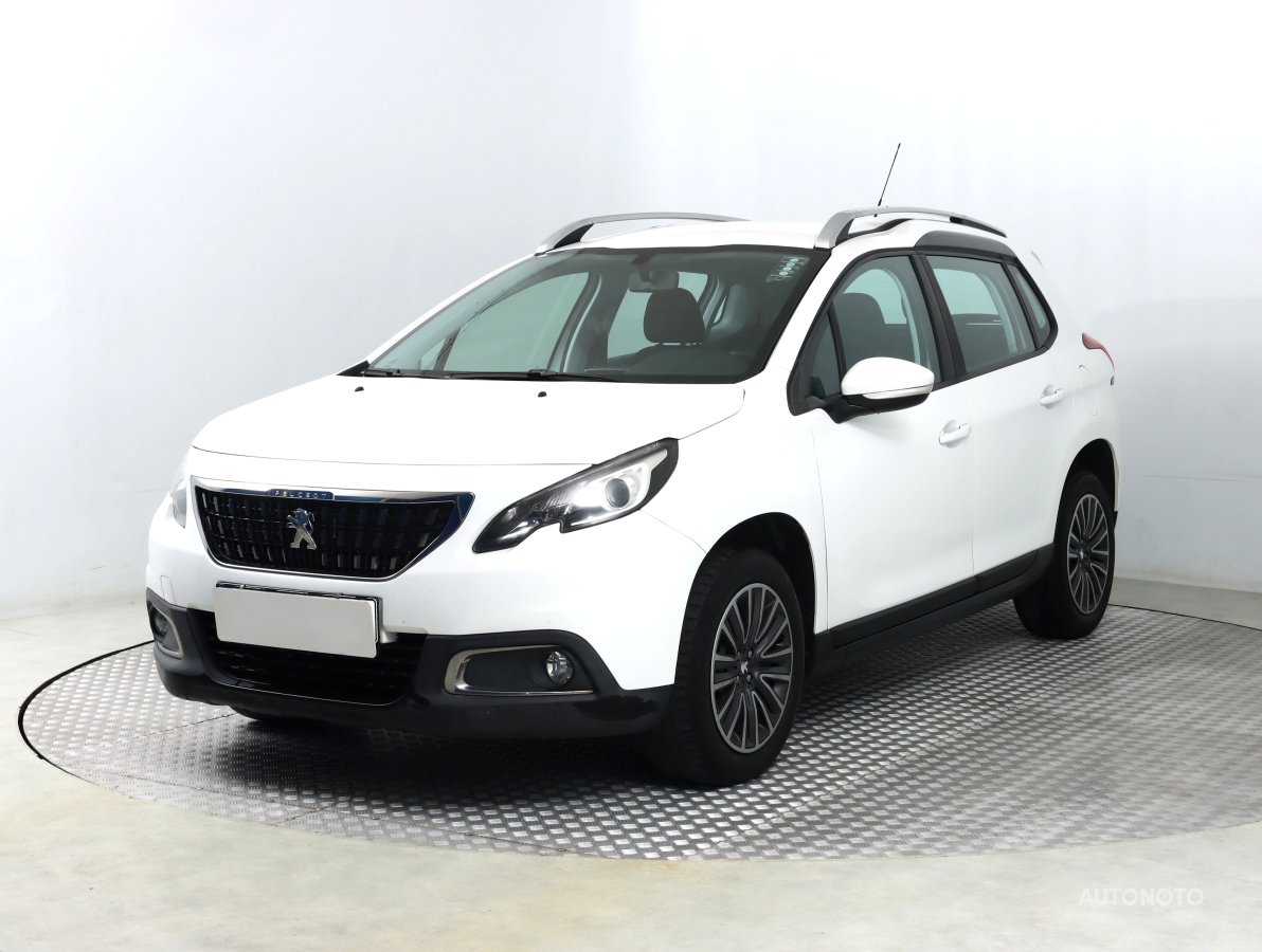 Peugeot 2008, 2017 - pohled č. 3