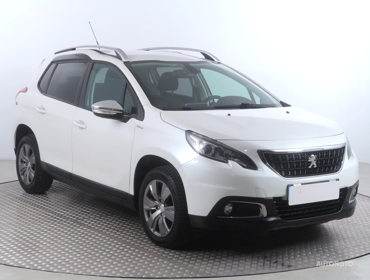 Peugeot 2008, 2018 - celkový pohled