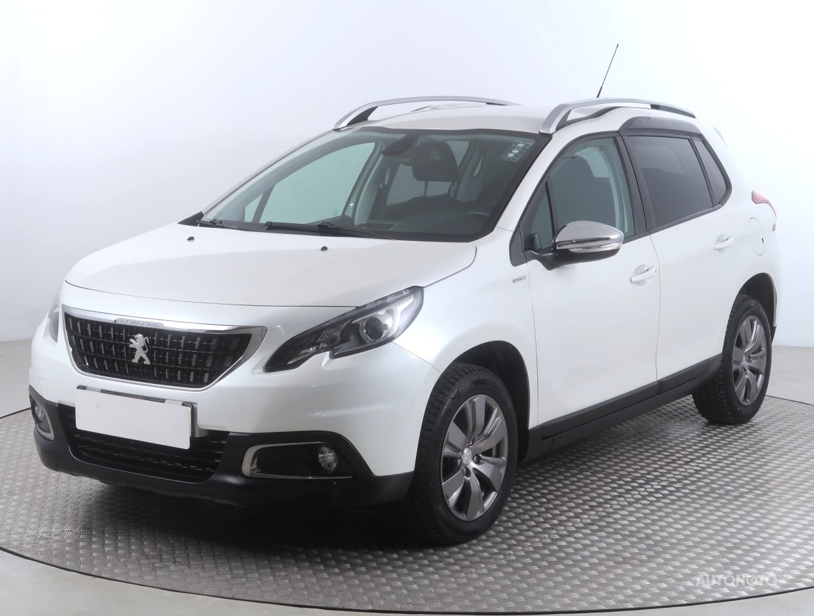 Peugeot 2008, 2018 - pohled č. 3