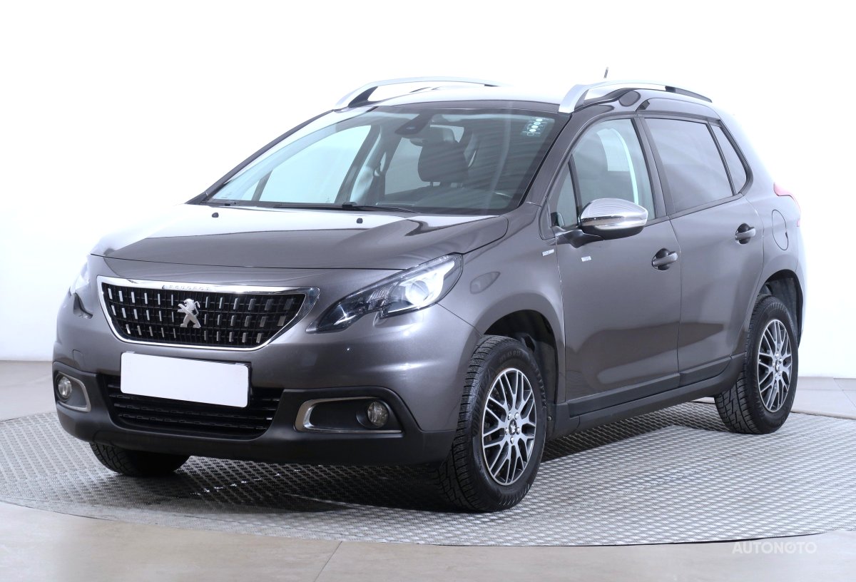 Peugeot 2008, 2018 - pohled č. 3