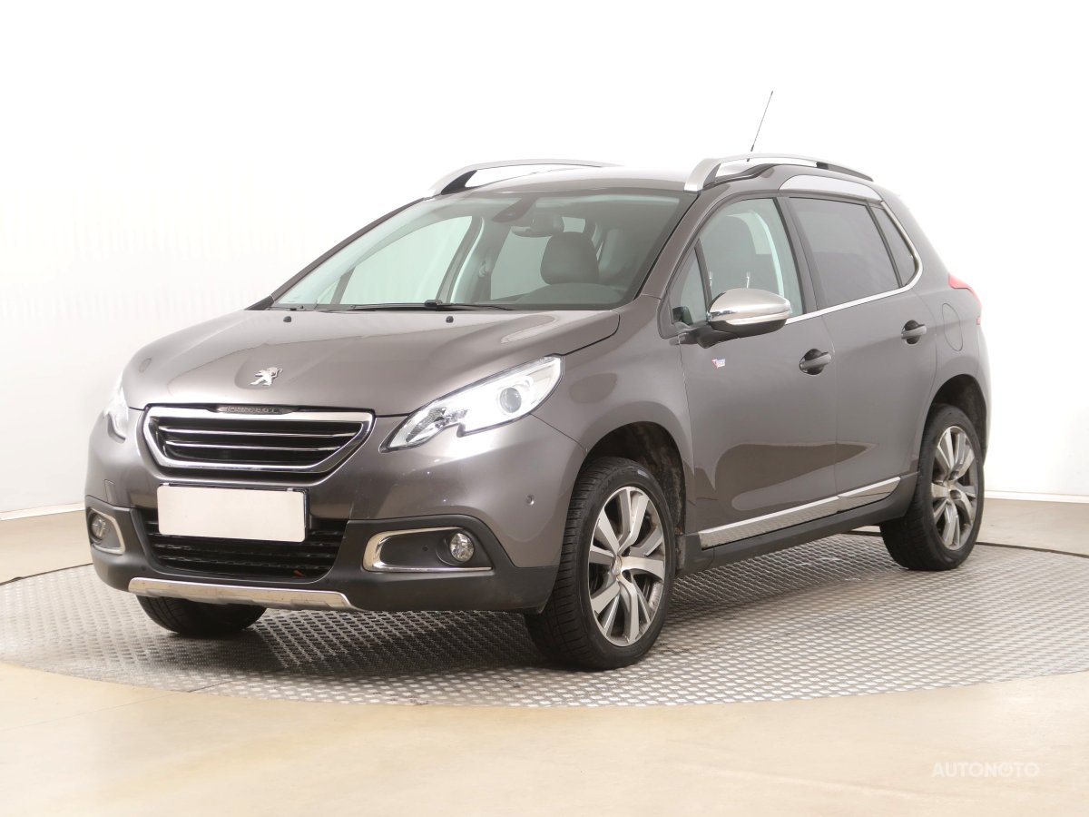 Peugeot 2008, 2016 - pohled č. 3