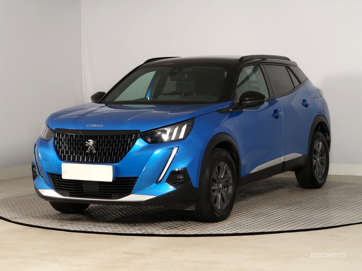 Peugeot 2008, 2021 - pohled č. 3