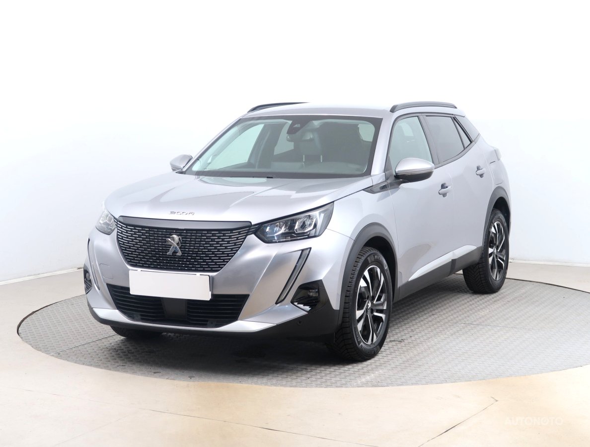 Peugeot 2008, 2021 - pohled č. 3