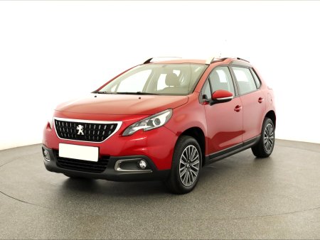Peugeot 2008, 2018 - pohled č. 3