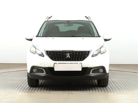 Peugeot 2008, 2017 - pohled č. 2