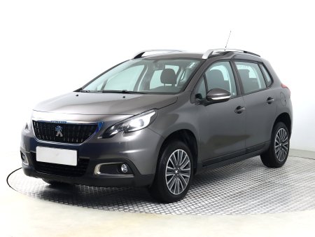 Peugeot 2008, 2018 - pohled č. 3