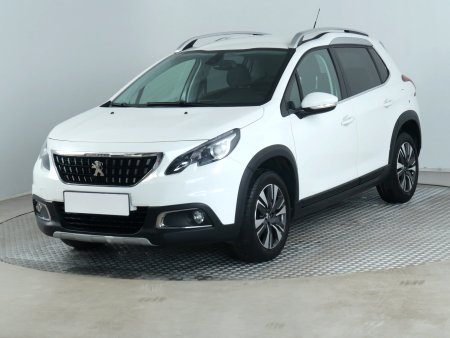Peugeot 2008, 2018 - pohled č. 3
