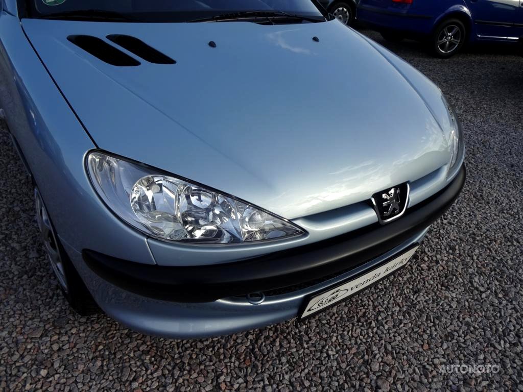 Peugeot 206 SW 1,4i,abs,klima,, 2003 - pohled č. 3