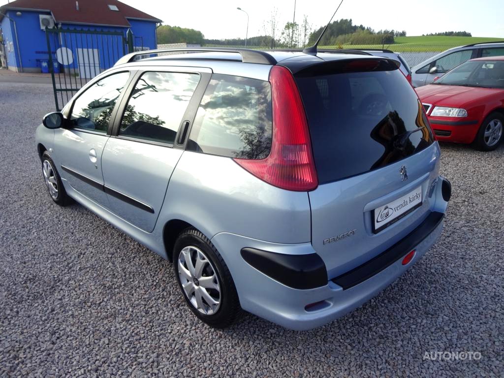 Peugeot 206 SW 1,4i,abs,klima,, 2003 - pohled č. 7