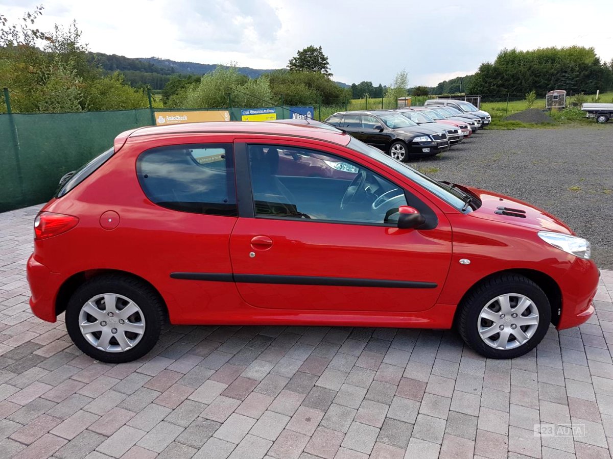 Peugeot 206, 2010 - pohled č. 11