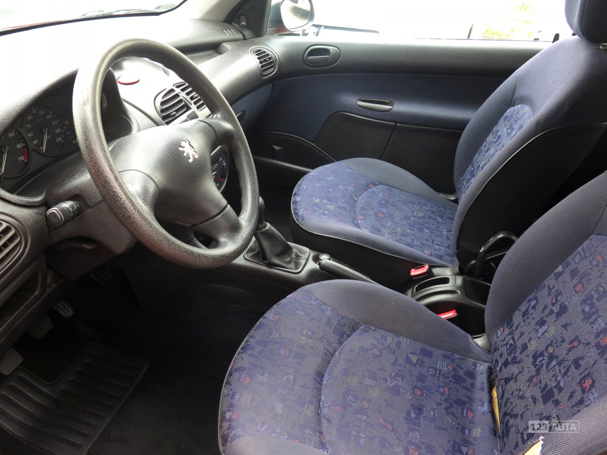 Peugeot 206, 1999 - pohled č. 11