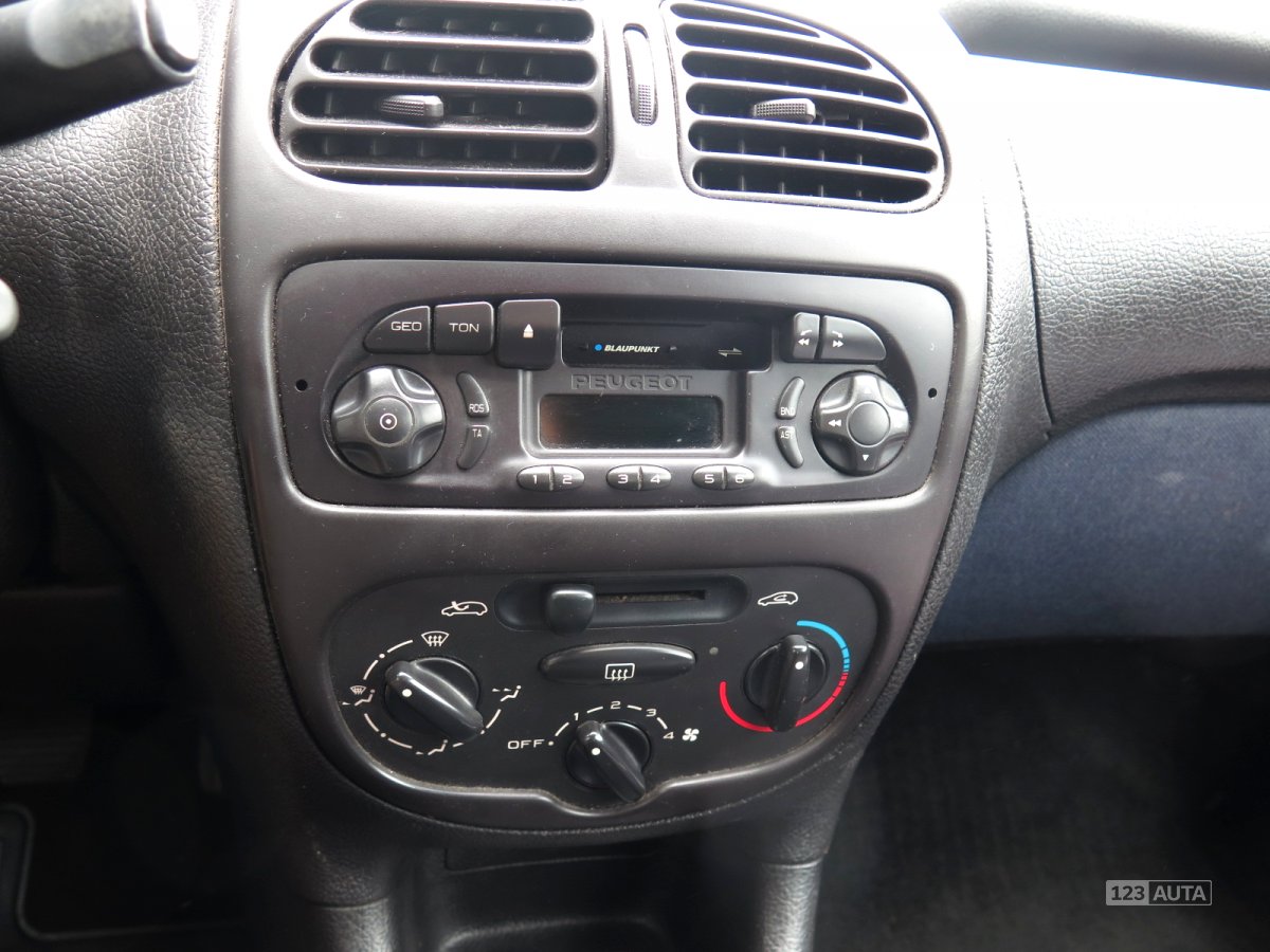 Peugeot 206, 1999 - pohled č. 13