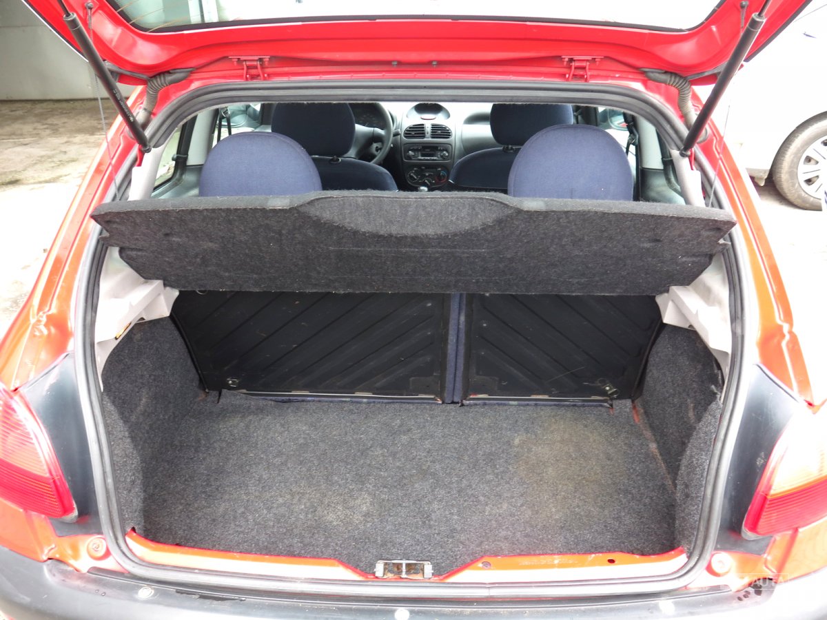 Peugeot 206, 1999 - pohled č. 16