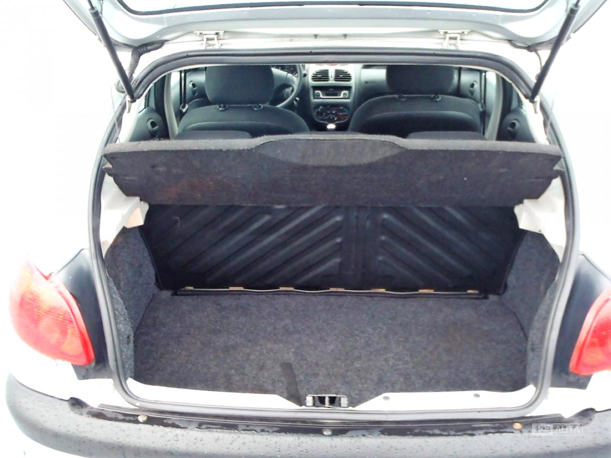 Peugeot 206, 2008 - pohled č. 6