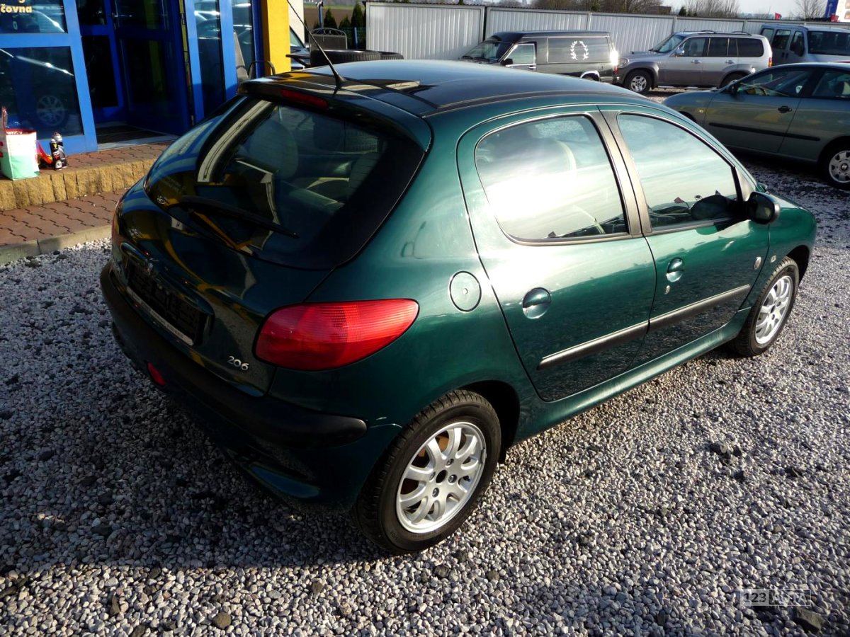 Peugeot 206, 1999 - pohled č. 7