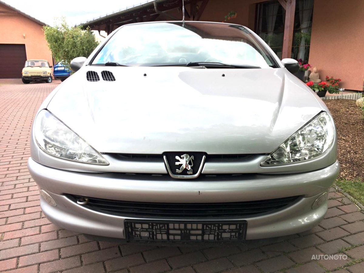 Peugeot 206, 2001 - pohled č. 2