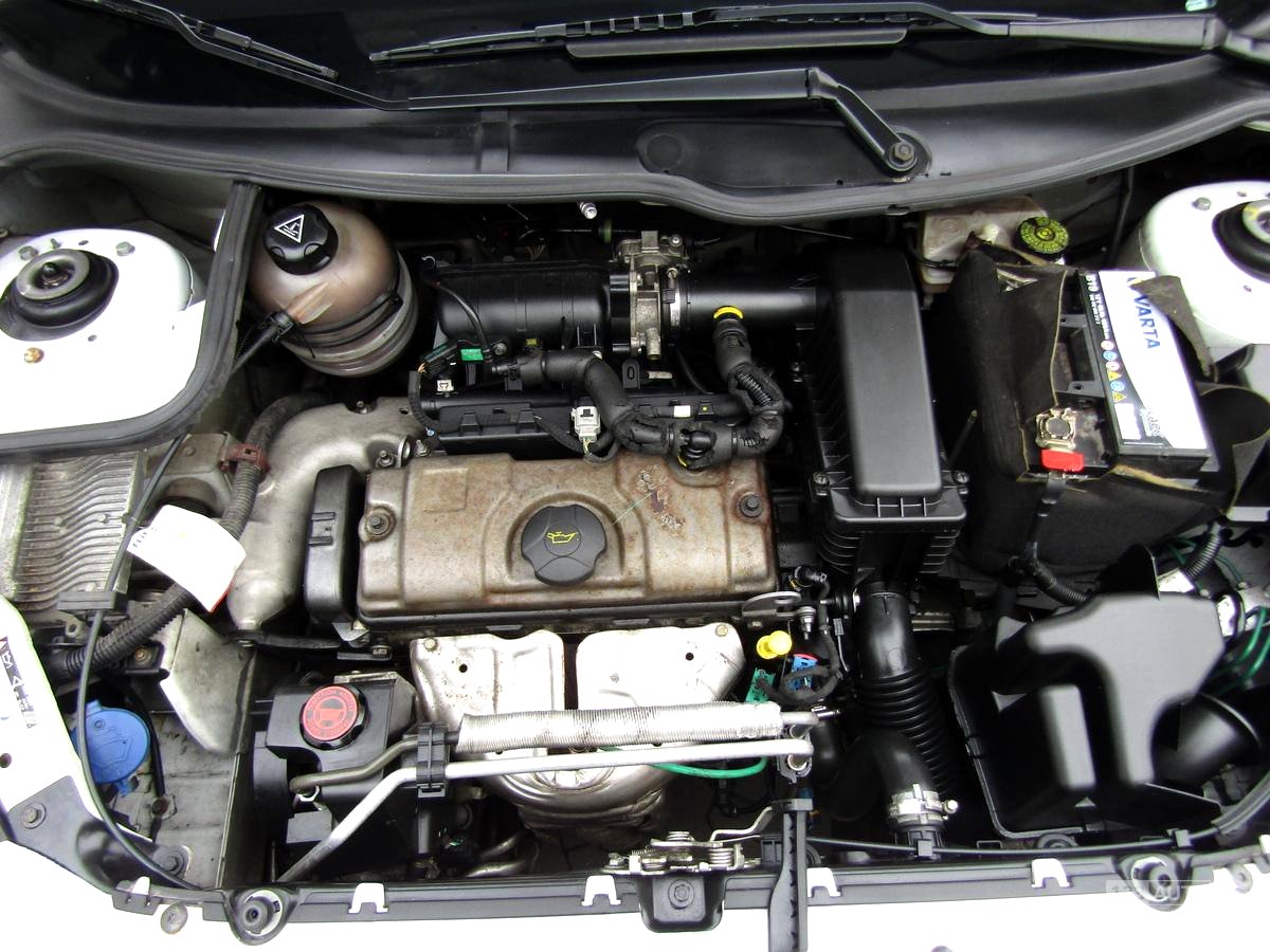 Peugeot 206, 2011 - pohled č. 9