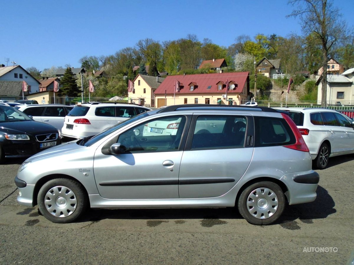 Peugeot 206, 2006 - pohled č. 4