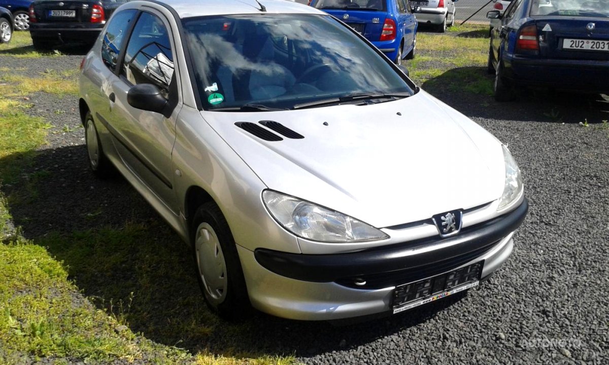 Peugeot 206, 2002 - pohled č. 7