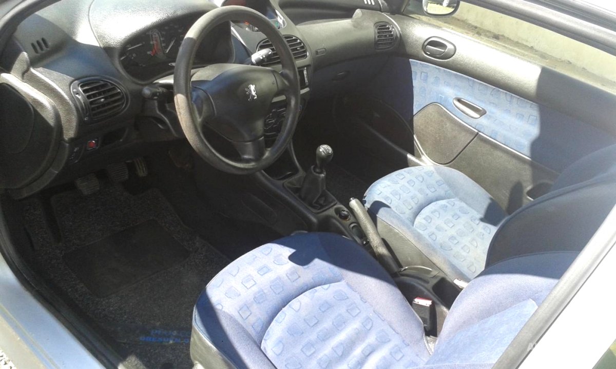 Peugeot 206, 2002 - pohled č. 9