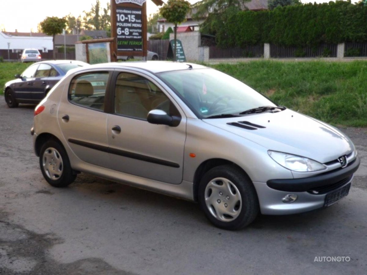 Peugeot 206, 1999 - pohled č. 2