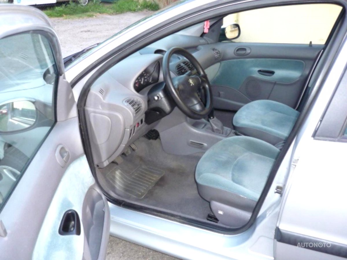 Peugeot 206, 1999 - pohled č. 7