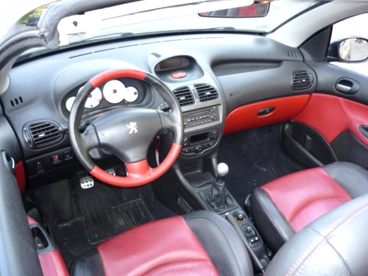 Peugeot 206, 2003 - pohled č. 9