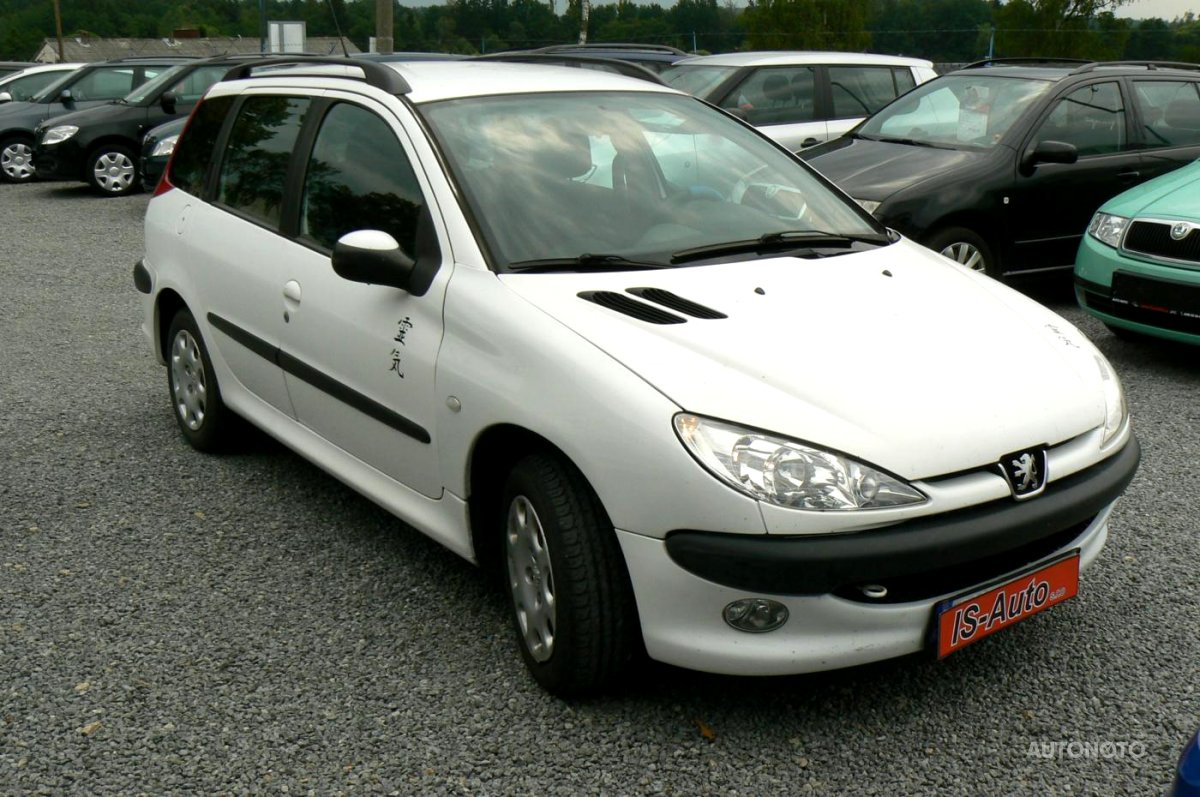 Peugeot 206, 2004 - pohled č. 2