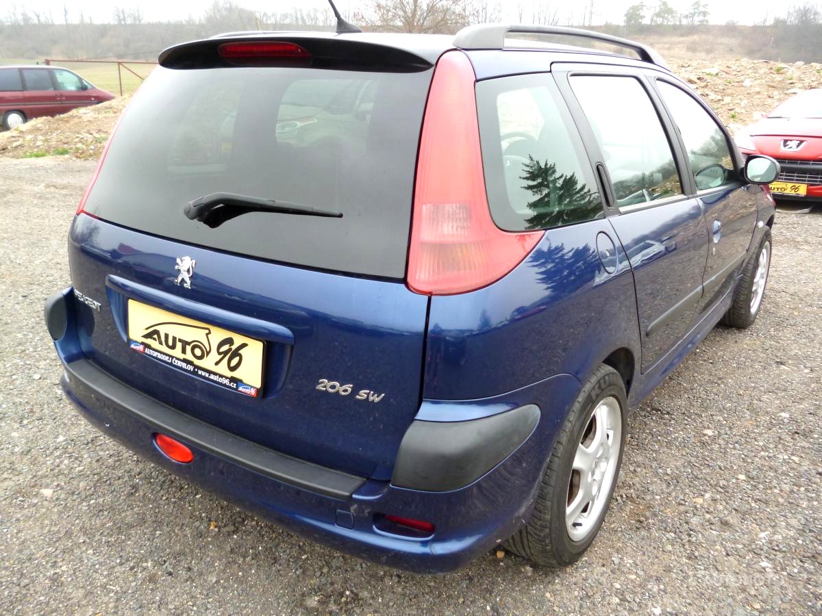Peugeot 206, 2002 - pohled č. 2
