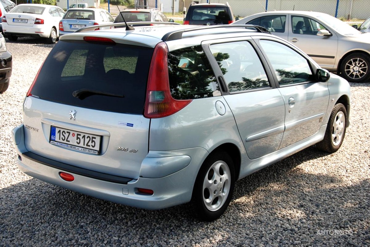 Peugeot 206, 2007 - pohled č. 3