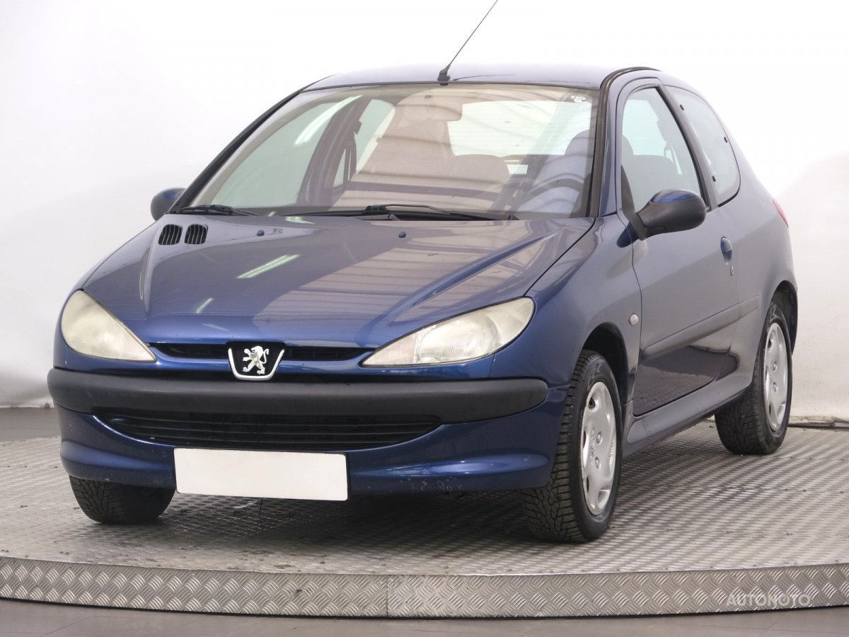 Peugeot 206, 2003 - pohled č. 3